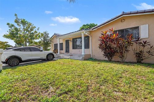 281 Ne 169th St, North Miami Beach, FL, 33162-2327 | Card Image
