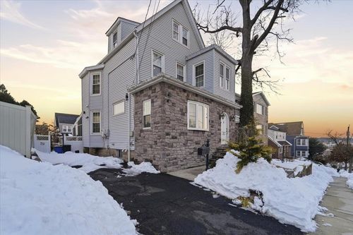 60 Stewart Ave, Kearny, NJ, 07032-1724 | Card Image