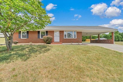 409 Decatur Cir, Salem, VA, 24153-6256 | Card Image