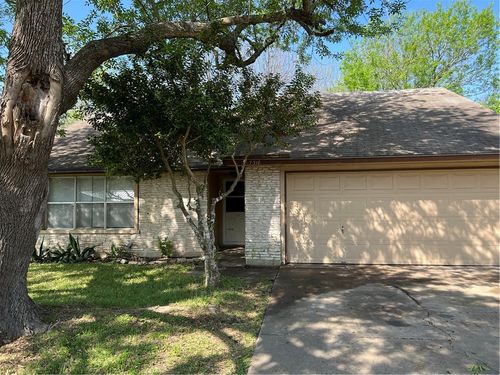 7318 Lunar Dr, Austin, TX, 78745-6479 | Card Image