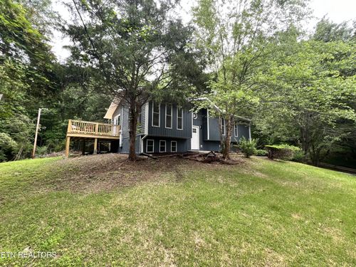225 Tracy Allison Ln, Clinton, TN, 37716-7059 | Card Image