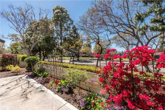 10 Windsong, Condo with 3 bedrooms, 2 bathrooms and 2 parking in Irvine CA | Image 25