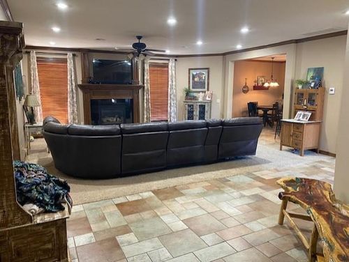 2200 Ez Go Dr, Weatherford, OK, 73096-1025 | Card Image