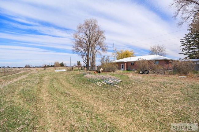 9891 N 5 Th E, House other with 4 bedrooms, 2 bathrooms and 2 parking in Idaho Falls ID | Image 14
