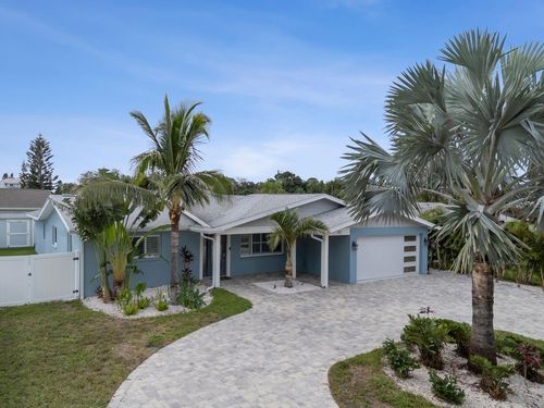 312 Westwinds Dr, PALM HARBOR, FL, 34683-1040 | Card Image