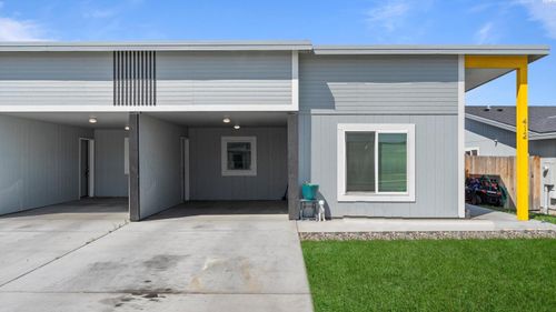 412 Whitefish Ln, Pasco, WA, 99301-8916 | Card Image