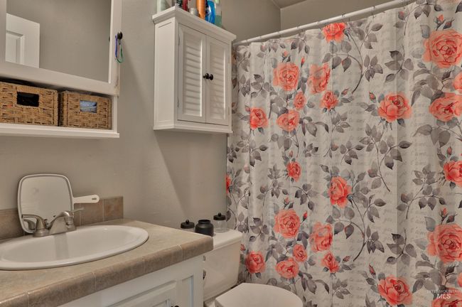 29492 Farmway Rd, House other with 4 bedrooms, 2 bathrooms and 5 parking in Caldwell ID | Image 28