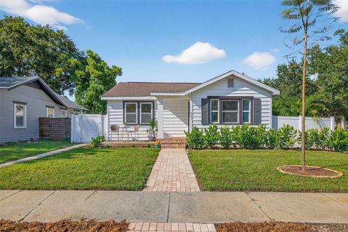 2001 Dartmouth Ave N, ST PETERSBURG, FL, 33713-8036 | Card Image