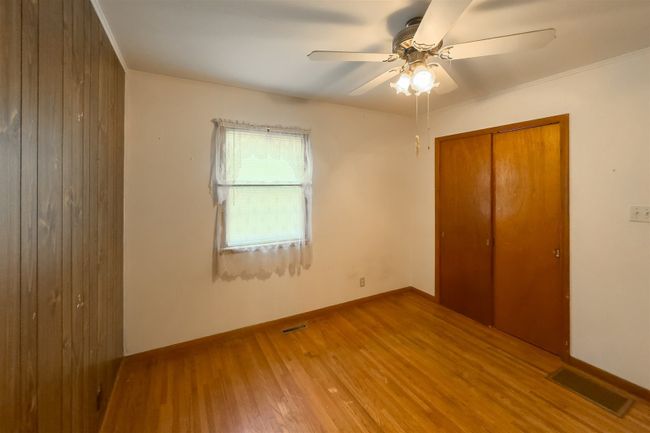 110 N Washington St, House other with 3 bedrooms, 1 bathrooms and 2 parking in Hudson IL | Image 14
