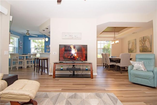 Open, light and bright living spaces- perfect for entertaining! | Image 9