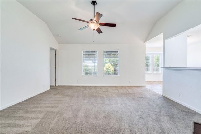 Living Room | Image 7
