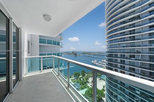 apt-2511-1800 N Bayshore Dr, Miami, FL, 33132-3229 | Card Image