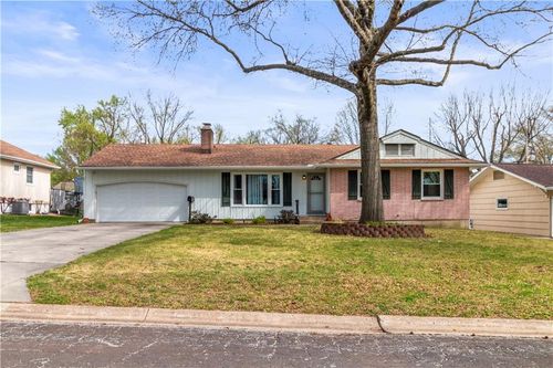 9804 E 79th Ter, Raytown, MO, 64138-1916 | Card Image