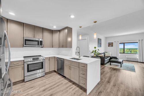 1620-1 Carriage City Plaza, Rahway, NJ, 07065 | Card Image