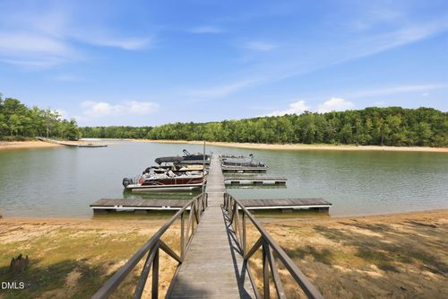 162 Stonewood Loop Ln, Henderson, NC, 27537-6496 | Card Image