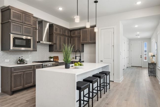 2012 Kit Cir, House other with 4 bedrooms, 3 bathrooms and 2 parking in Austin TX | Image 4