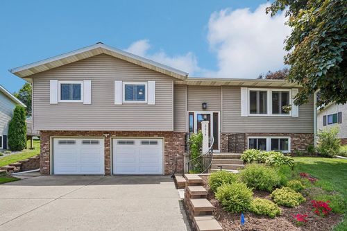 2214 Eulalia St, CROSS PLAINS, WI, 53528-9659 | Card Image