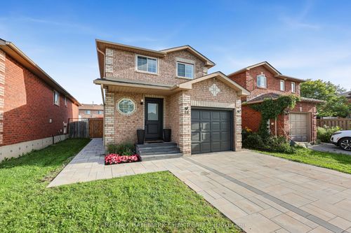 16 Buggs Gate, Barrie, ON, L4M7A9 | Card Image