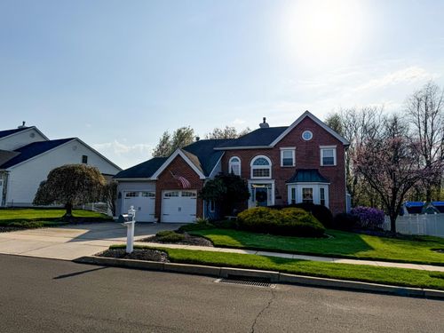 40 Green Meadow Dr, LANGHORNE, PA, 19047-5771 | Card Image