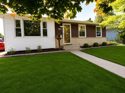 2928 S 21st St, Sheboygan, WI, 53081-6551 | Card Image