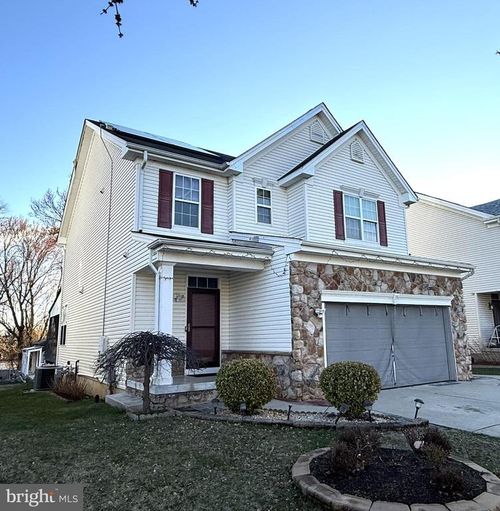 35 Springdale Dr, Gloucester City, NJ, 08030-1679 | Card Image