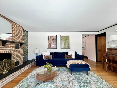 9 King Rd, Rhinebeck, NY, 12572-2619 | Card Image