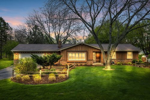 W309S10482 County Road I, Mukwonago, WI, 53149-9139 | Card Image
