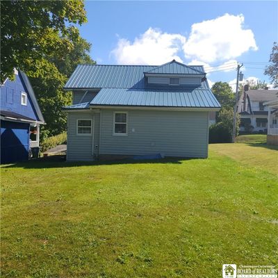 10 Chautauqua Avenue, House other with 2 bedrooms, 1 bathrooms and null parking in Jamestown NY | Image 2