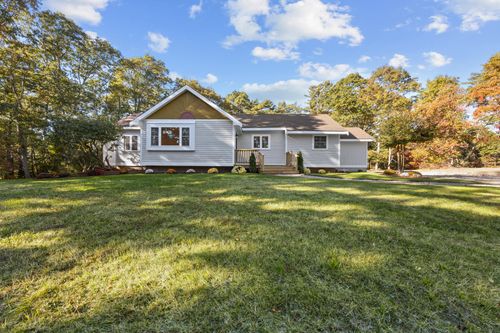 50 Head Of The Bay Road, Buzzards Bay, MA, 02532 | Card Image