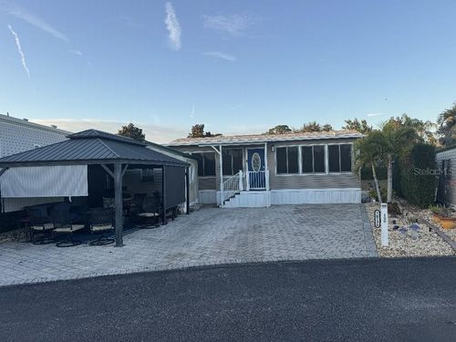 16736 Sunshine Ave, CLERMONT, FL, 34714-6356 | Card Image
