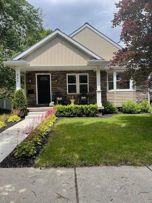 844 Ross St, Plymouth, MI, 48170-2115 | Card Image