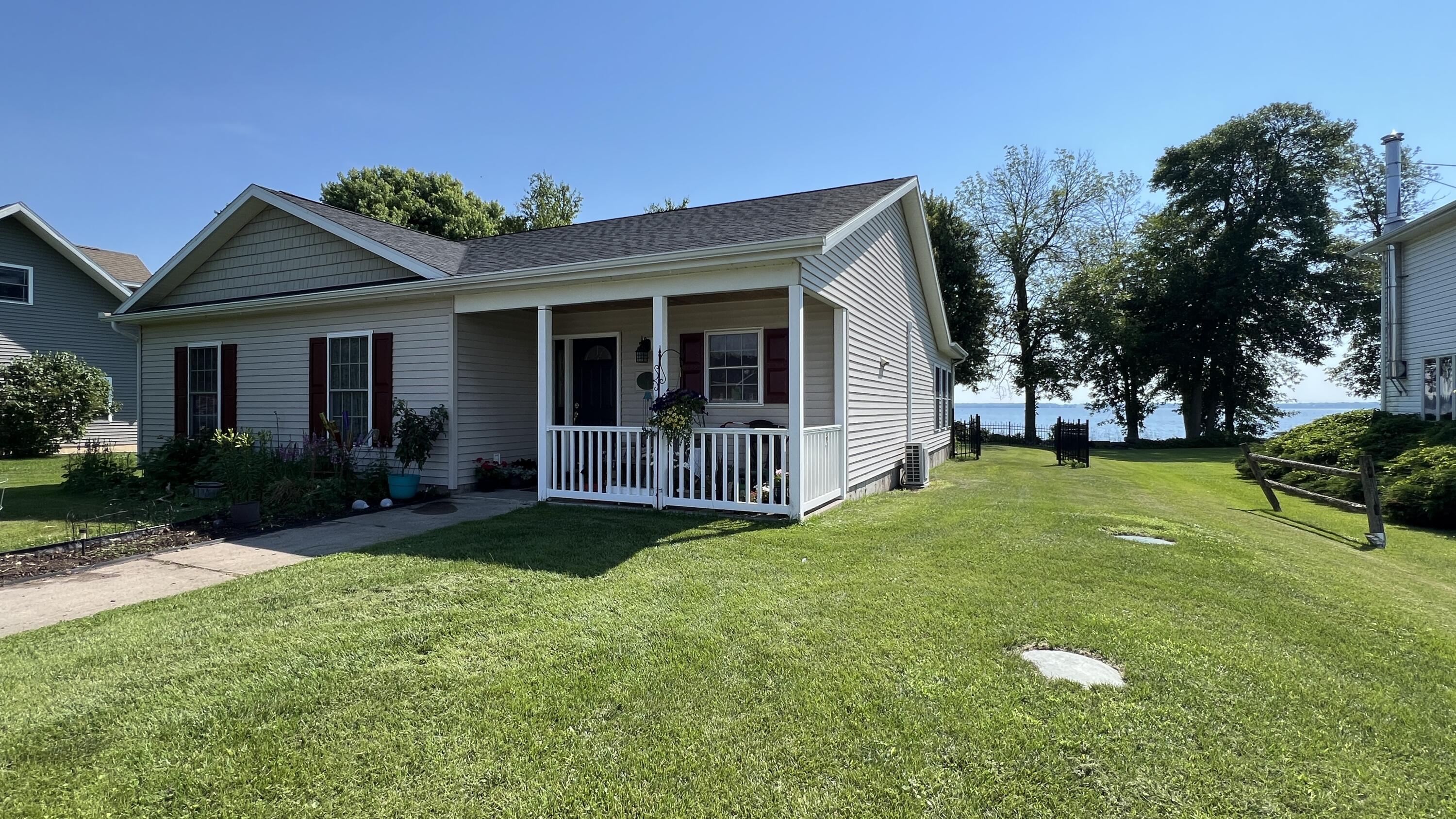 Lake Flats Dr, Chazy, NY 12921