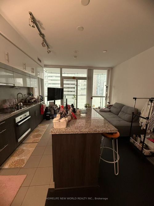 1901-8 Mercer St, Toronto, ON, M5V0C4 | Card Image