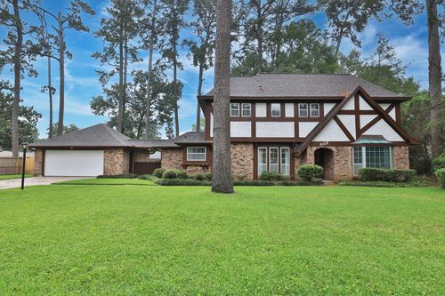902 Castle Hill Trl, Kingwood, TX, 77339-2953 | Card Image