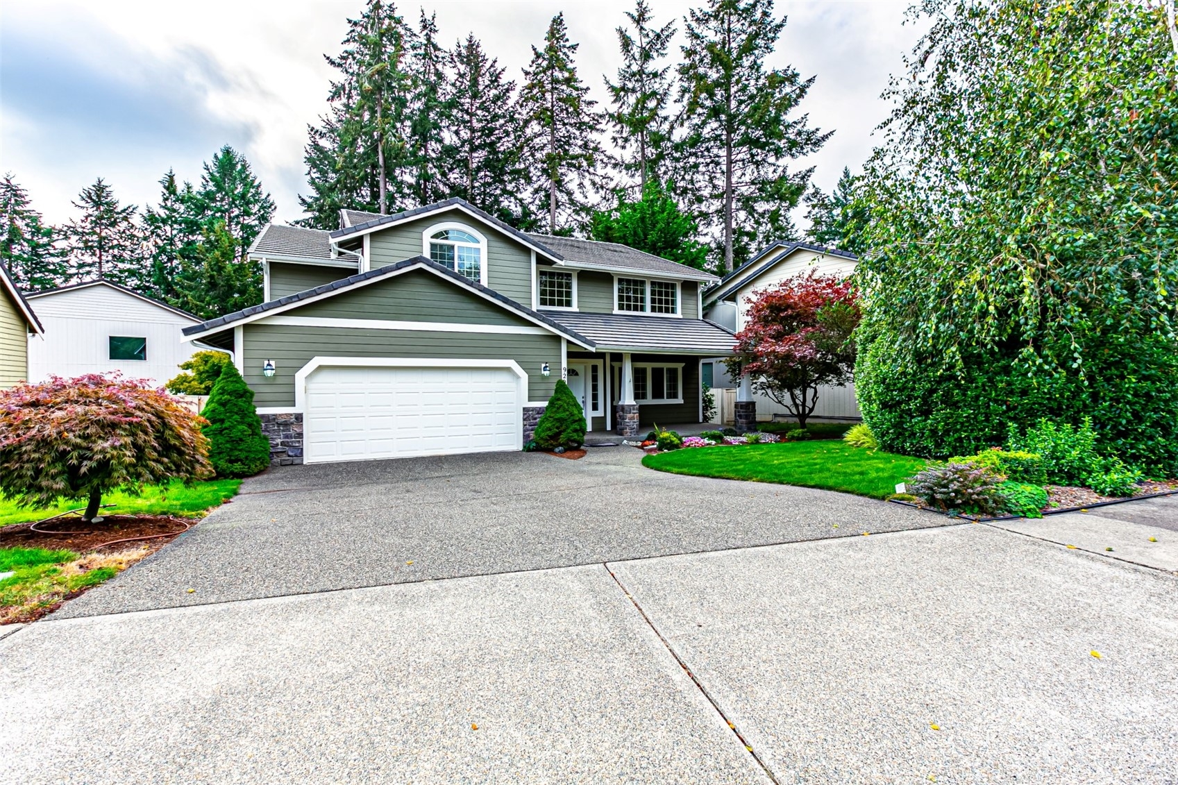 Vancouver Dr, Lacey, WA 98516