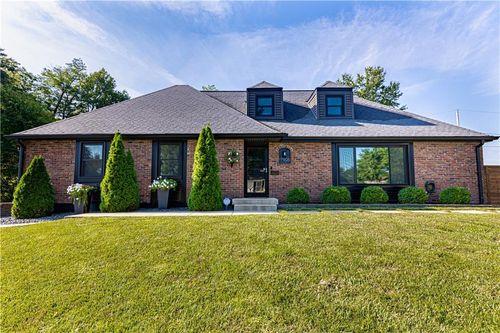 17905 E Cheyenne Dr, Independence, MO, 64056-1909 | Card Image