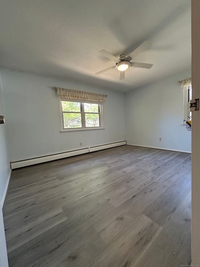 APT-50 - 486 Oak Ave, Condo with 2 bedrooms, 1 bathrooms and 2 parking in Cheshire CT | Image 8