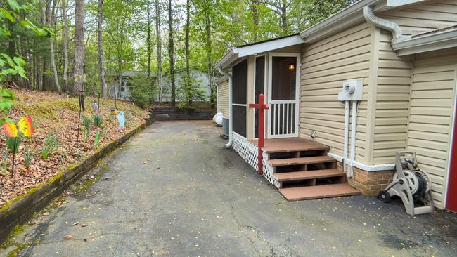 141 Rocky Cir, Home with 3 bedrooms, 2 bathrooms and 2 parking in Blairsville GA | Image 26