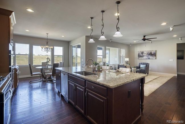 17777 W 87 Th Ave, House other with 5 bedrooms, 5 bathrooms and 3 parking in Arvada CO | Image 12