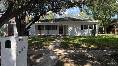 1009 S Missouri Ave, Weslaco, TX, 78596-7511 | Card Image