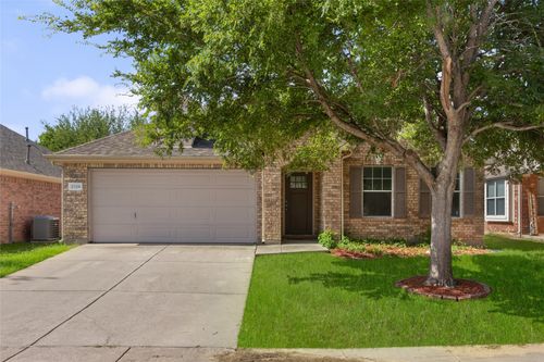2328 Aurora Dr, Little Elm, TX, 75068-7640 | Card Image