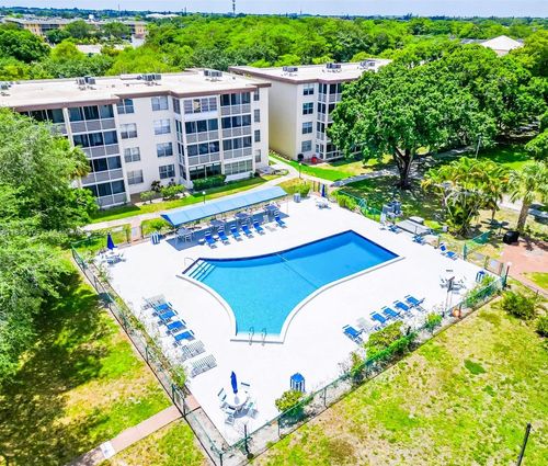apt-112-2600 Nw 49th Ave, Lauderdale Lakes, FL, 33313-2686 | Card Image