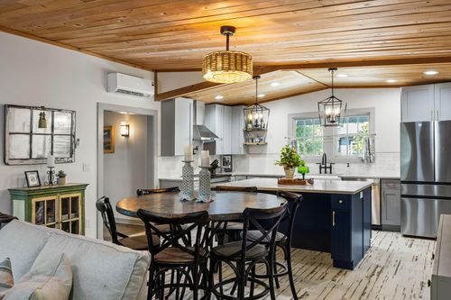 212 E Hudson Ave, Folly Beach, SC, 29439 | Card Image