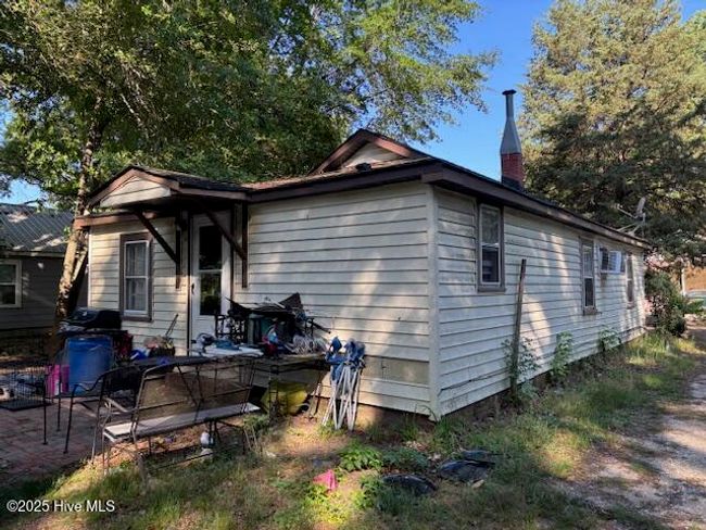207 2 Nd St, House other with 2 bedrooms, 1 bathrooms and null parking in Erwin NC | Image 7