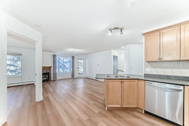 212 - 345 Rocky Vista Pk Nw, Condo with 2 bedrooms, 2 bathrooms and 1 parking in Calgary AB | Image 7