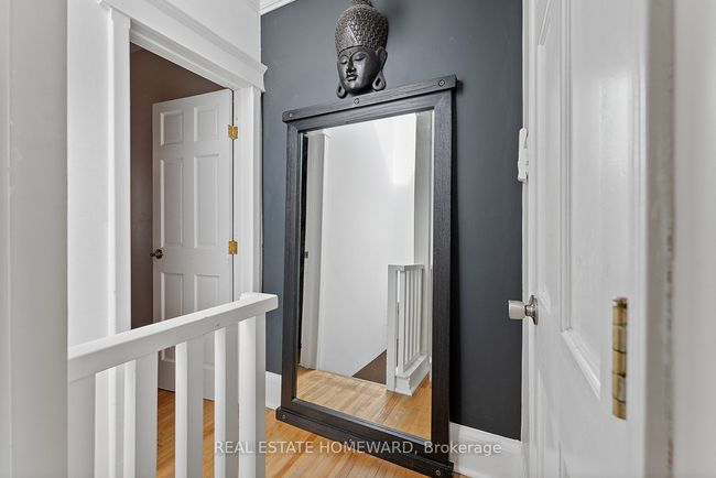 7 Norway Ave, House attached with 3 bedrooms, 2 bathrooms and null parking in Toronto ON | Image 18