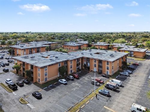 apt-x36-9417 Sw 76th St, Miami, FL, 33173-3466 | Card Image