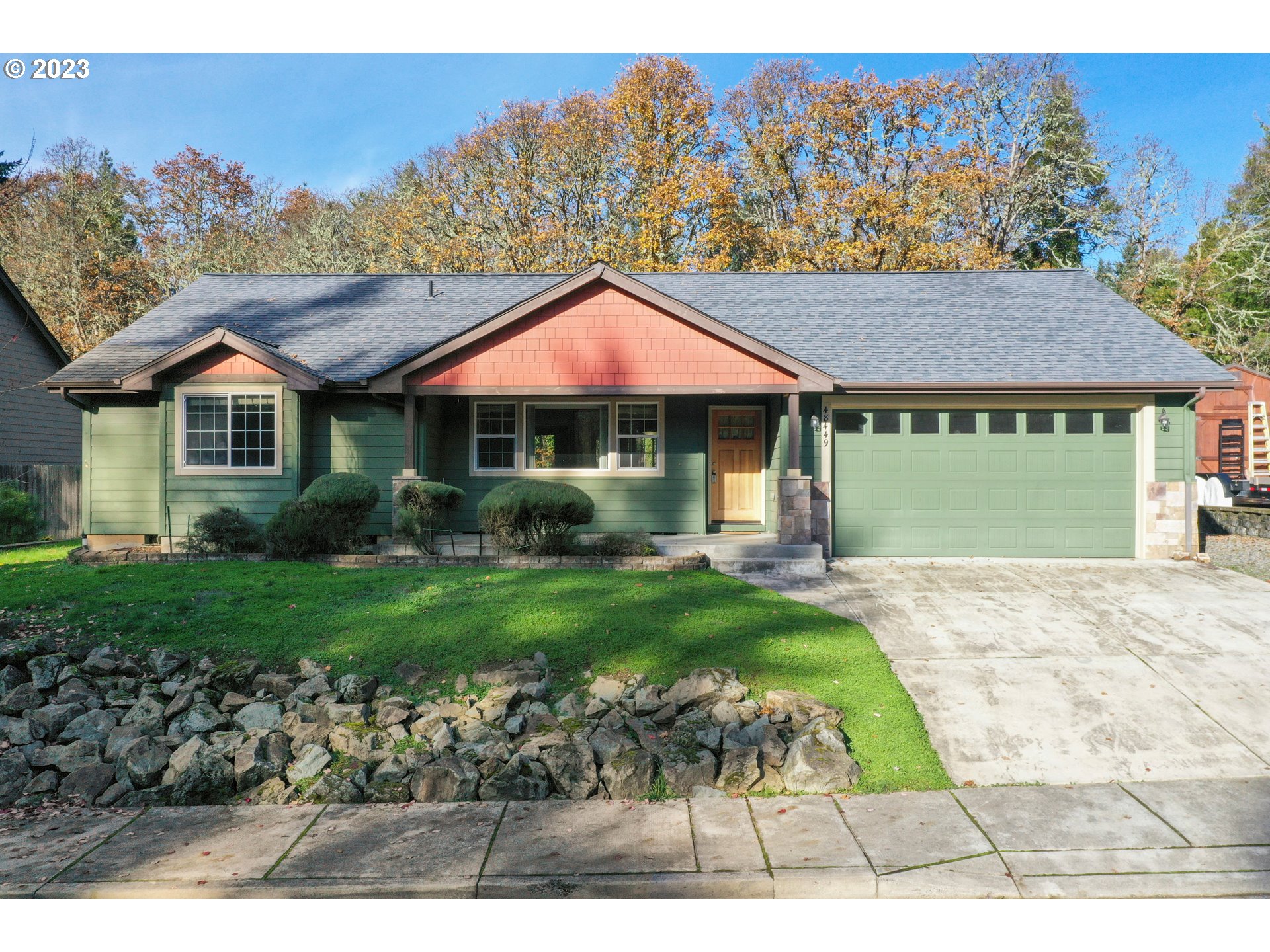 Meadow Way, Oakridge, OR 97463