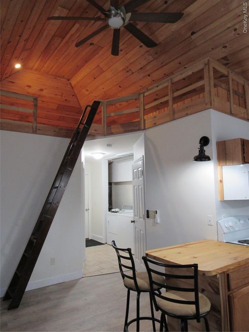 76 Webster Ave, Goshen, NY, 10924-1539 | Card Image