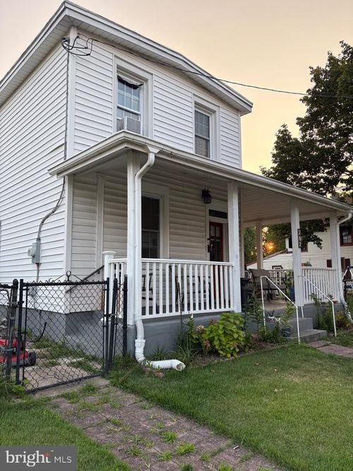 202 Chestnut St, DELRAN, NJ, 08075-1122 | Card Image